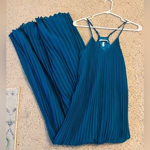 Victoria’s Secret Accordion Pleated Teal Maxi Dress, Size XS